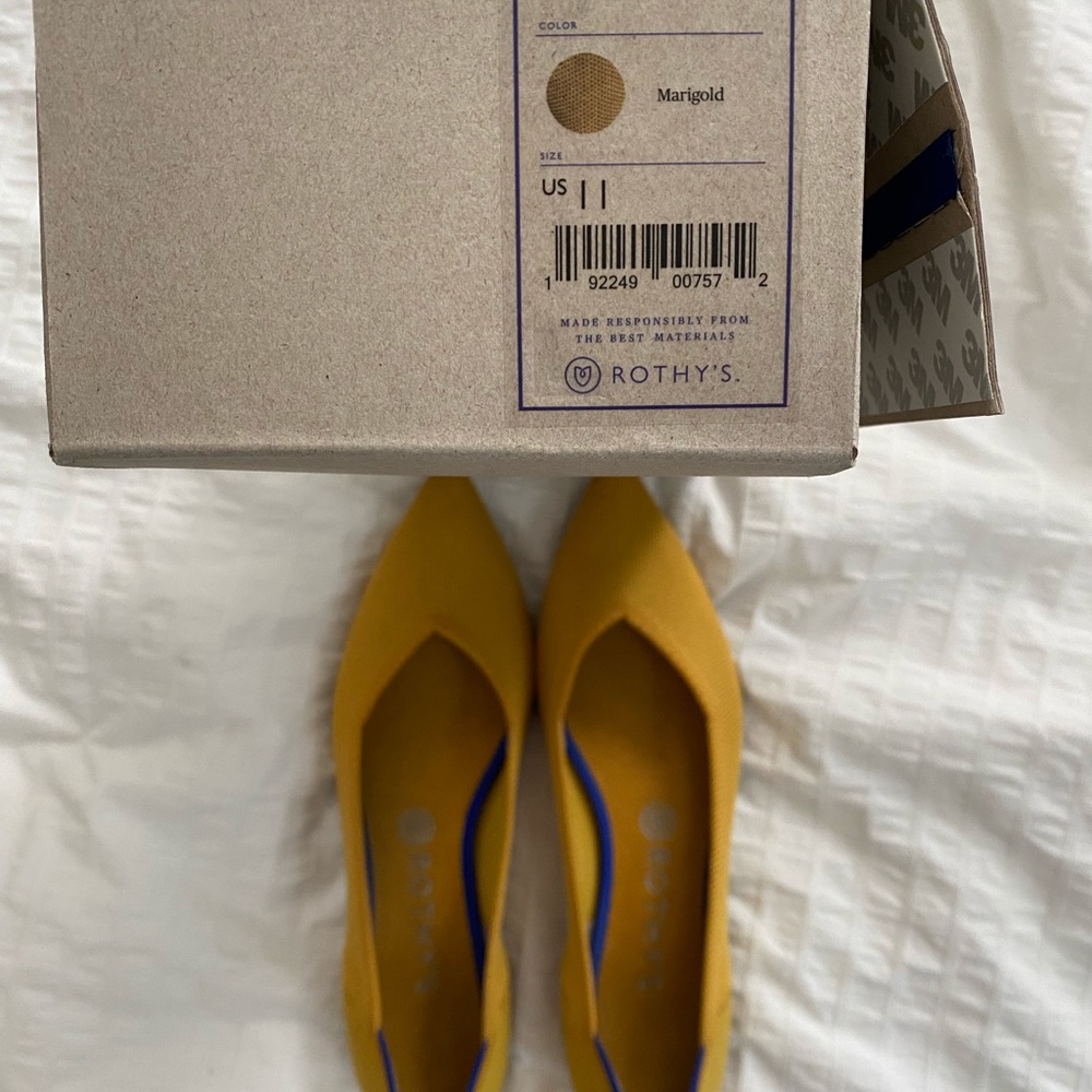 Rothy’s 11 marigold point flats